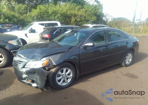 2009 Toyota Camry Le V6/Se V6/Xle V6 z USA, uszkodzony, nr VIN JTNBK46K393037974